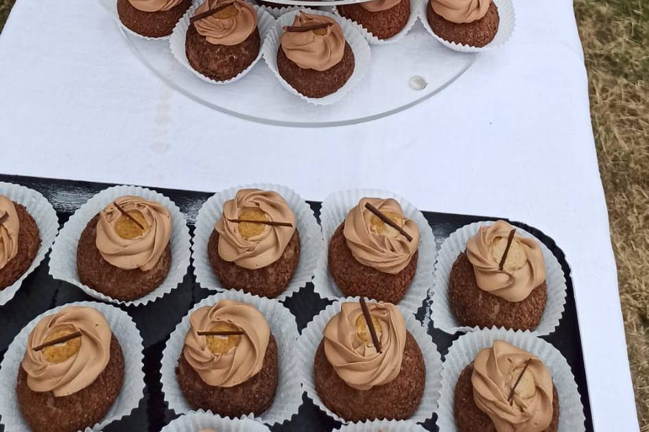 Pyramide choux chocolat