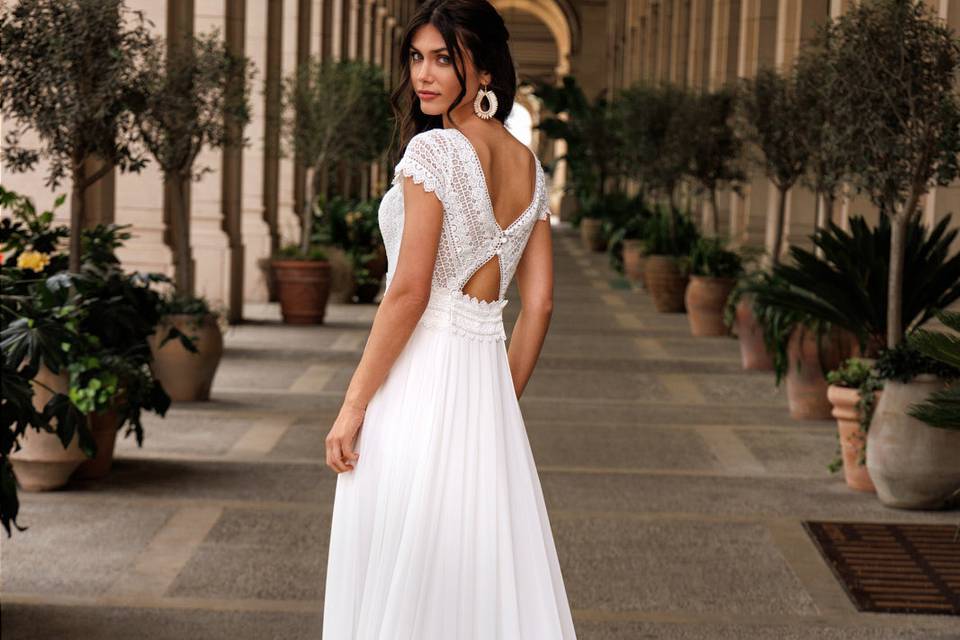 EMELINA