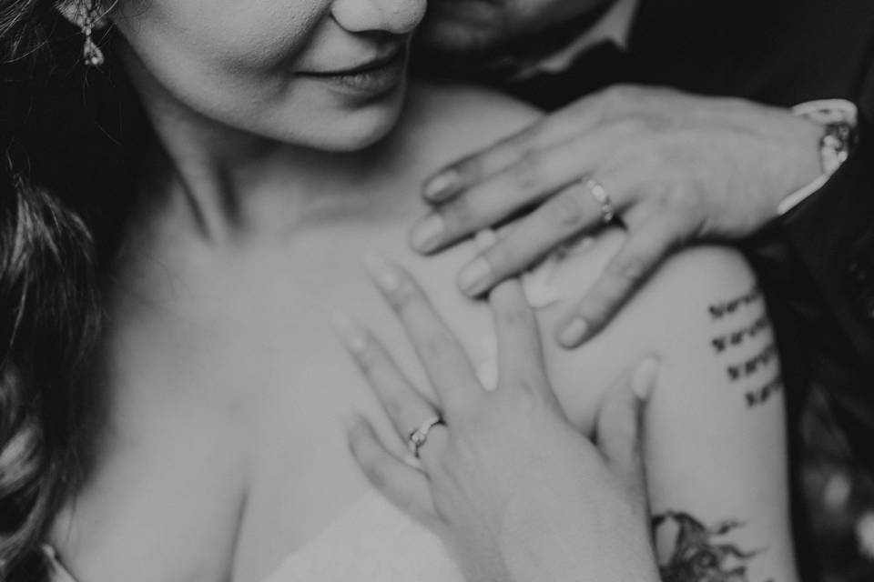 Gros plan couple mariés
