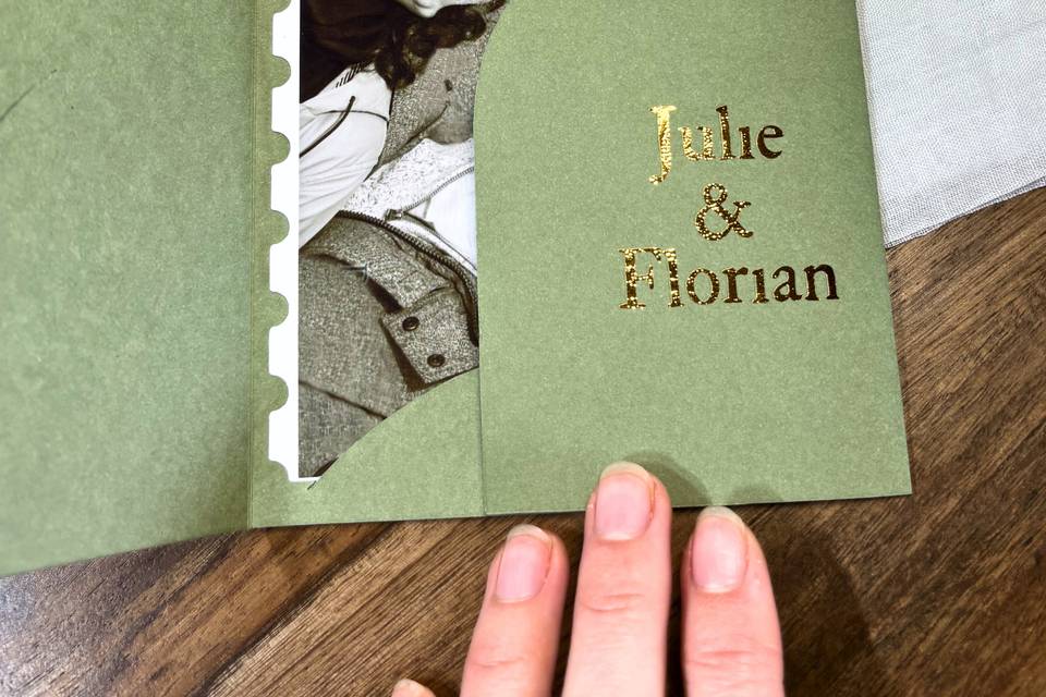 Timbre et carte postale
