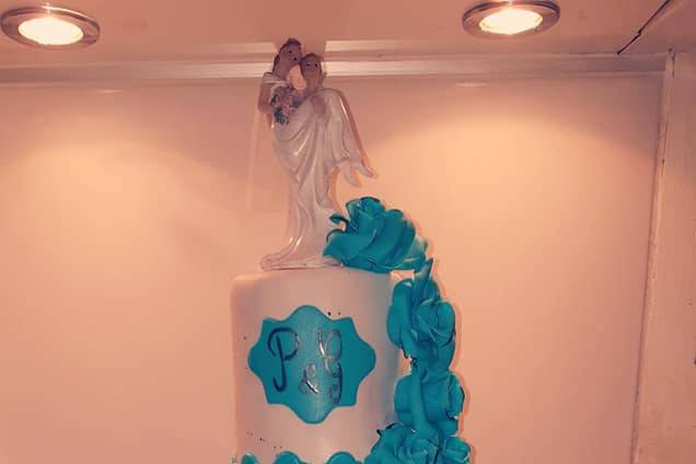 Wedding cake bleu & blanc
