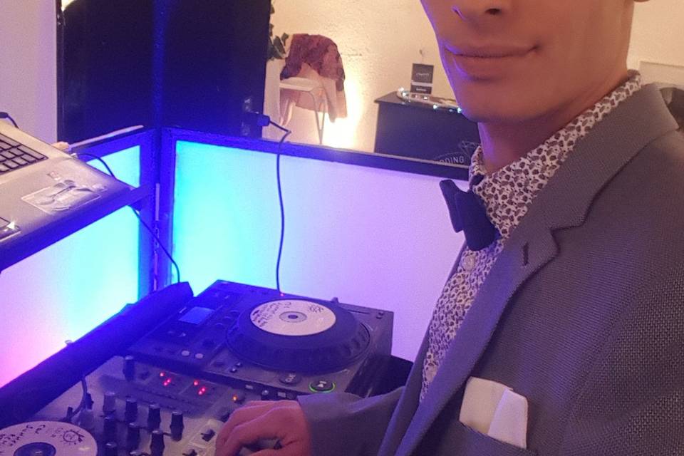 Dj alex