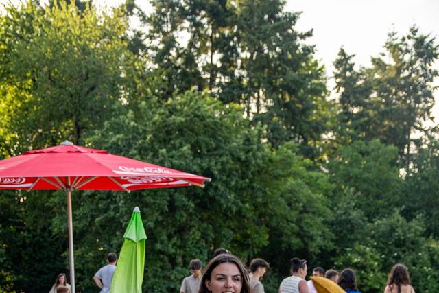 Les Cornholes