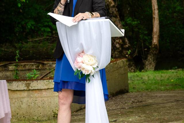 Officiante de cérémonie laïque