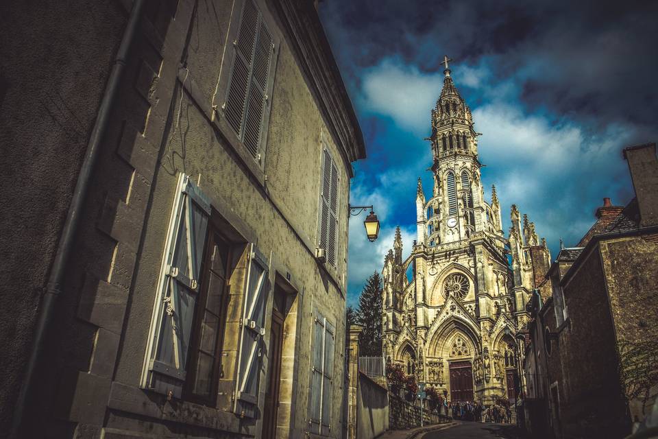 La sortie de l'église.