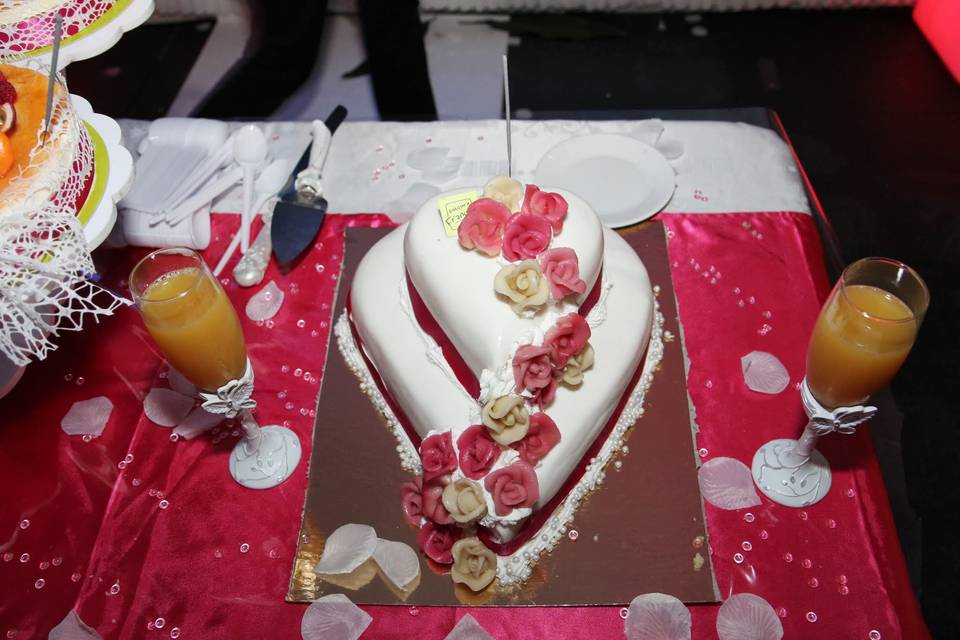 Wedding cake coeur