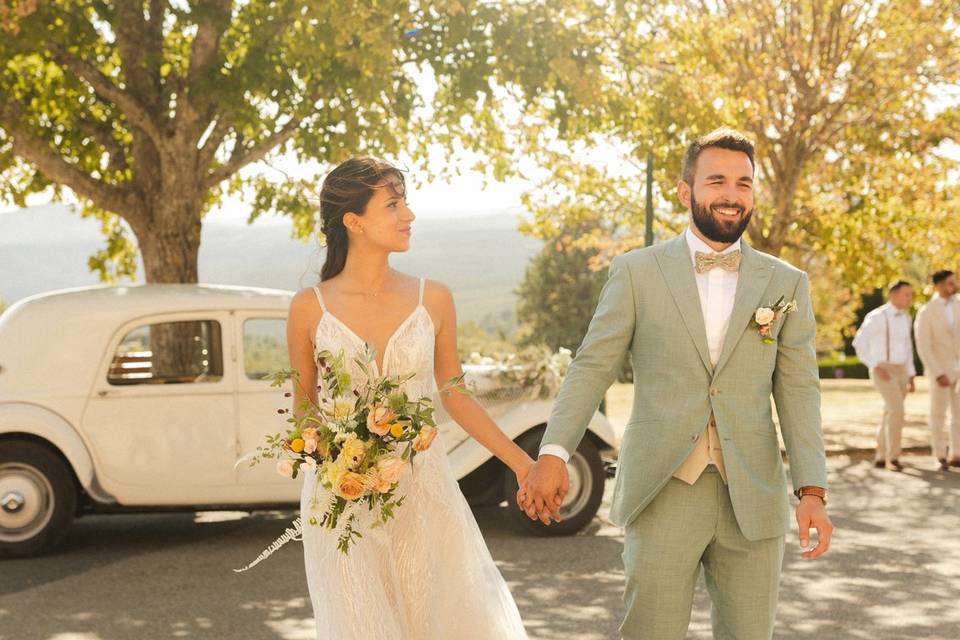 Mariage a l'église de Tourtour