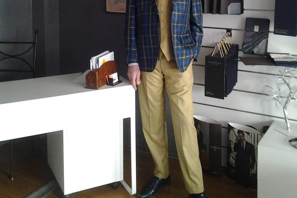 Veste en soie sur pantalon et