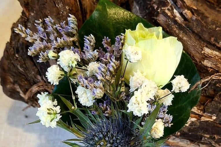 Boutonnière Chardon