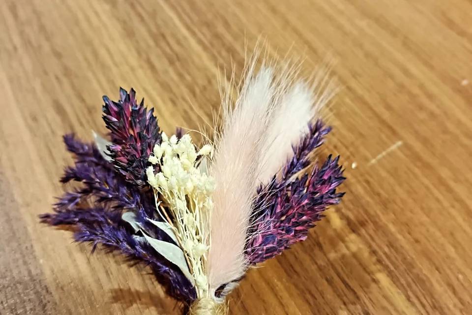 Boutonnière fleurs séchées