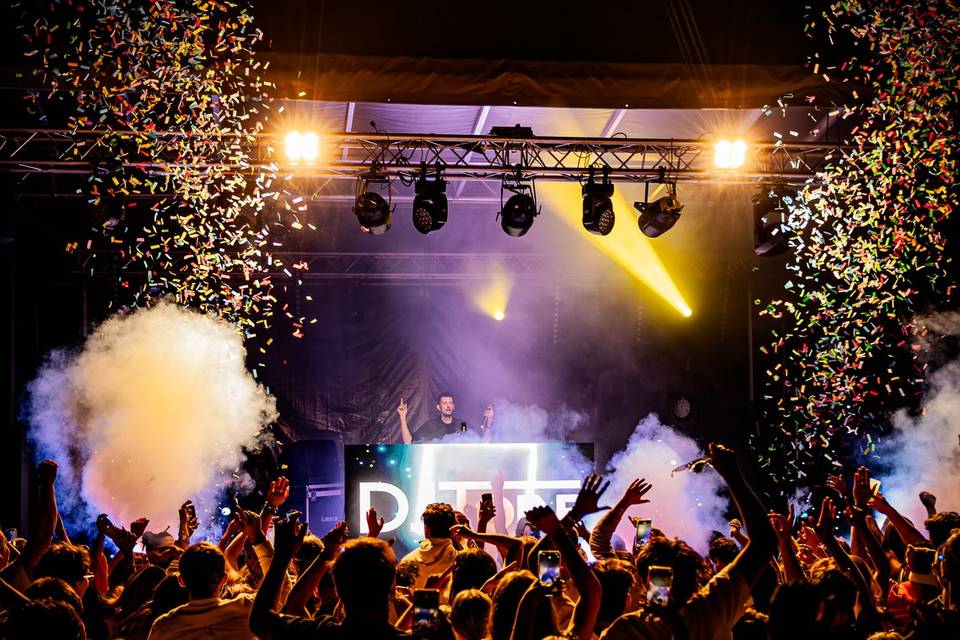 La Nuit Blanche-Show DJ Toine