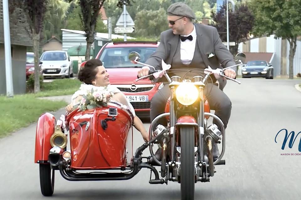 Mileyss en Side Car