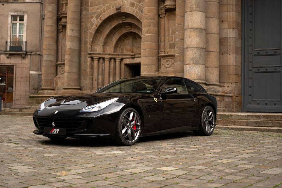 Ferrari GTC4 Lusso