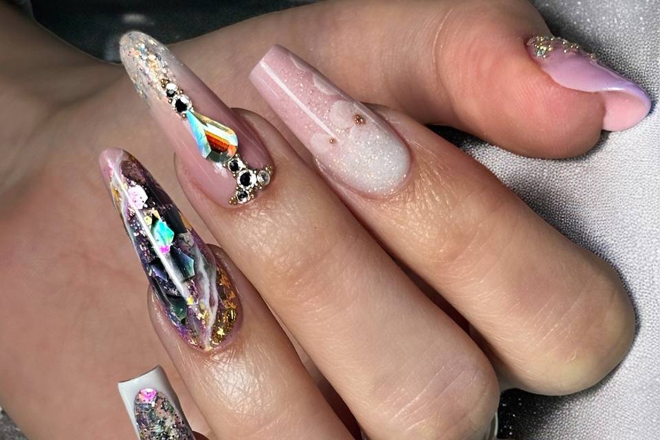 Evexia Nails