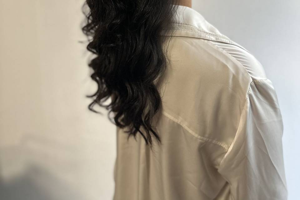 Coiffure séri-détachée