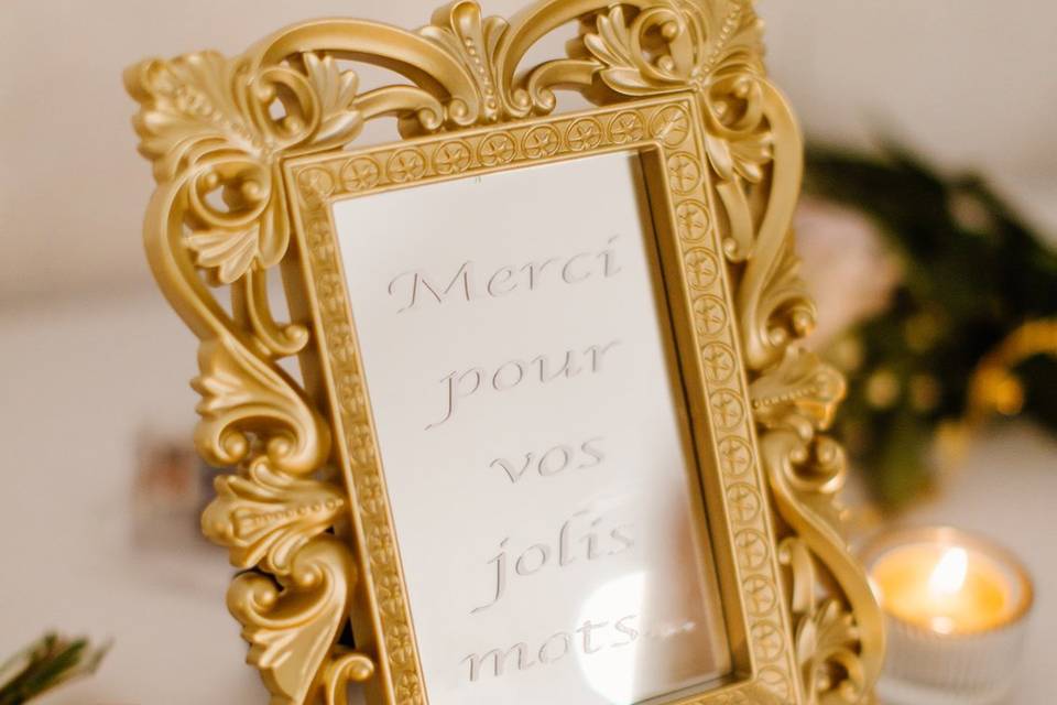 Miroir doré