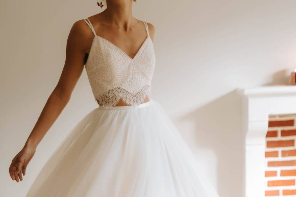 2 pièces et tulle fin