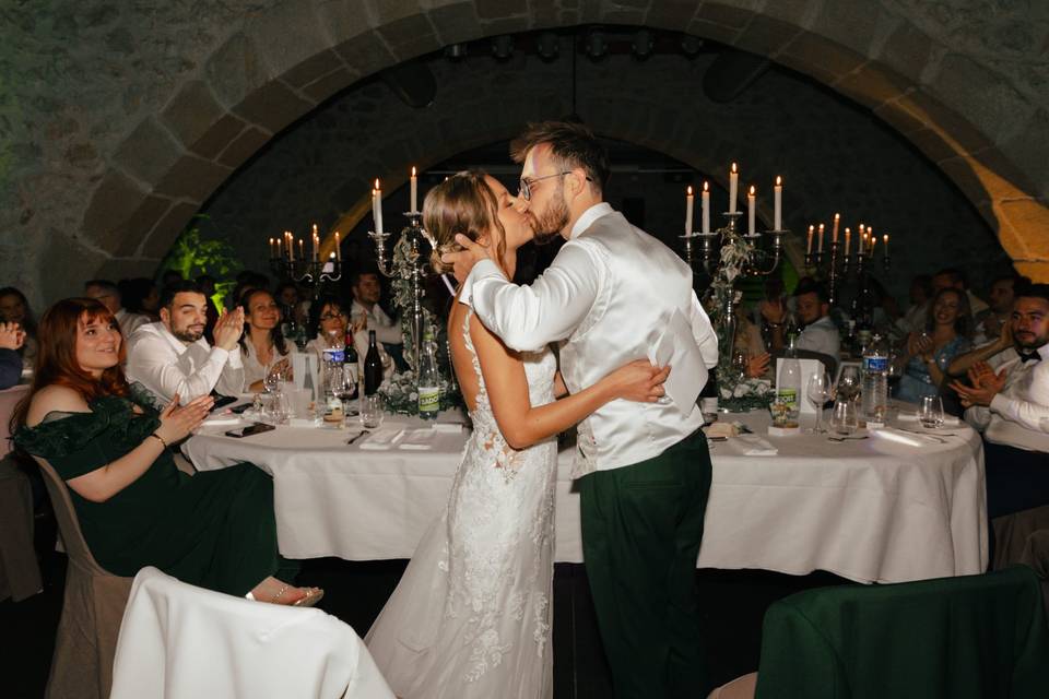 Le baiser dans les caves