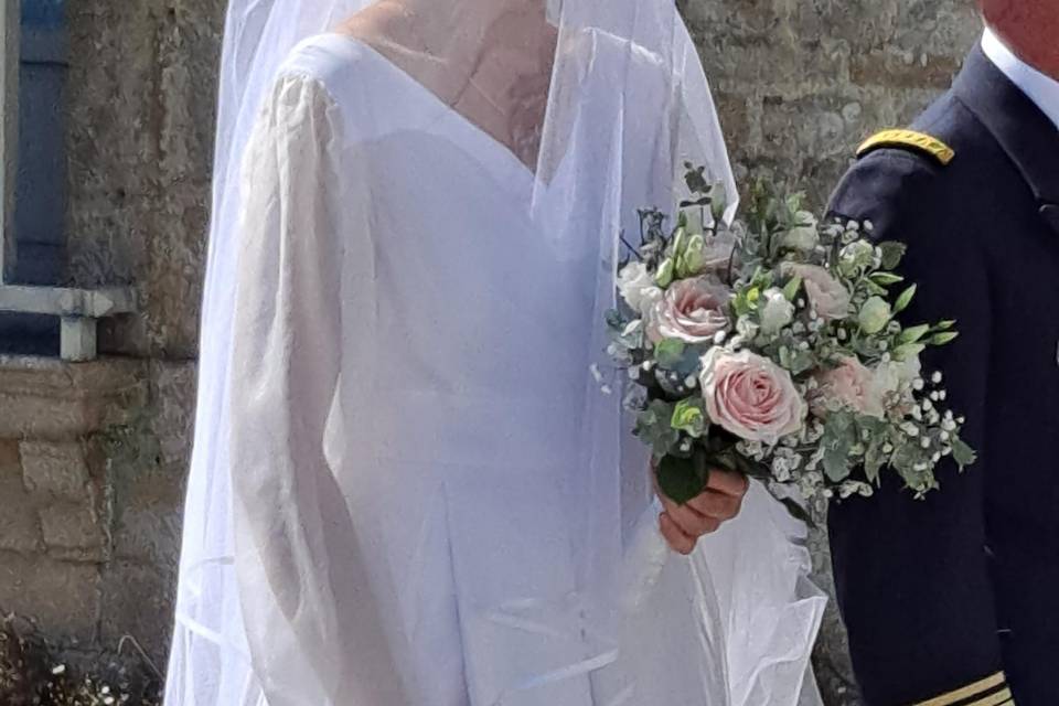 Robe de mariée-sur-mesure