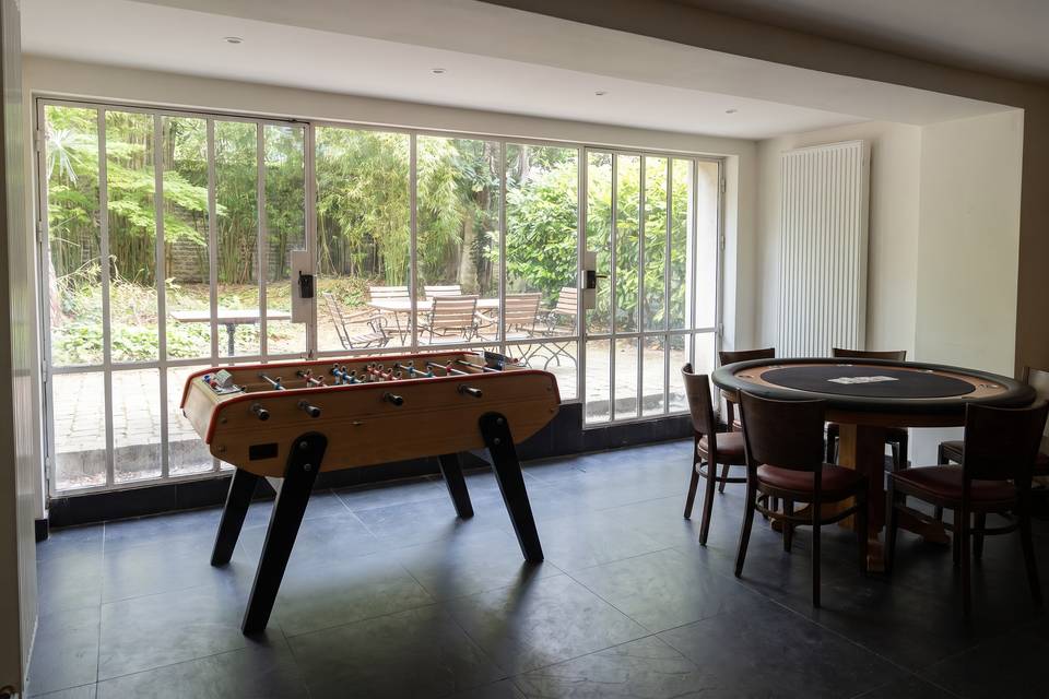 Salle de jeux coté cours