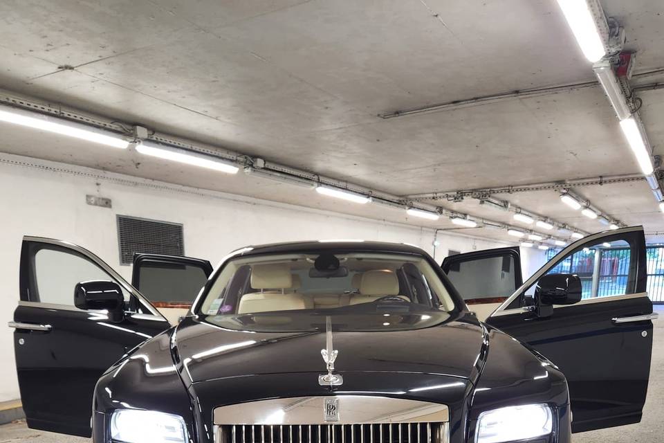 Rolls royce ghost noire