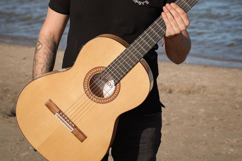 Kematito, guitariste soliste