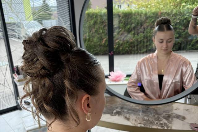 Chignon signature