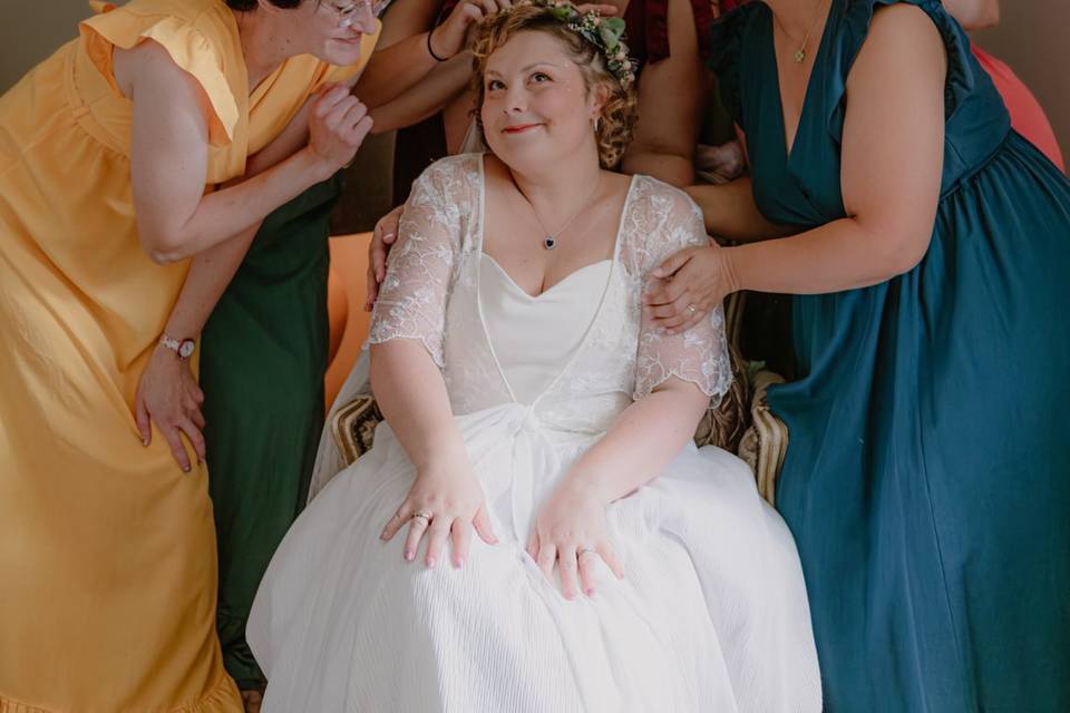 Mariée et ses demoiselles