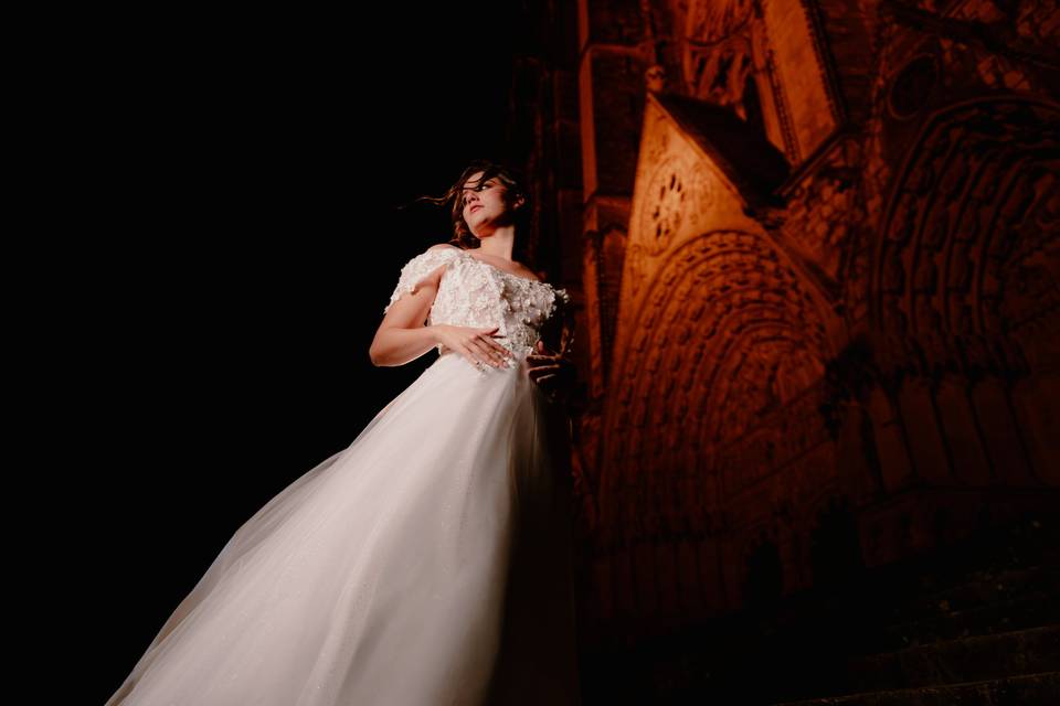 Mariée à la cathédrale