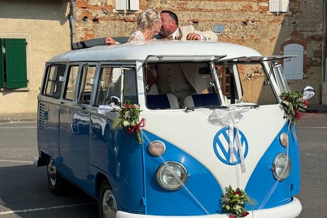 Combi VW fleuri