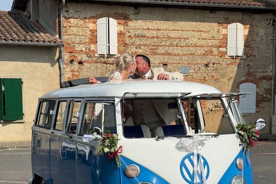 Combi VW fleuri