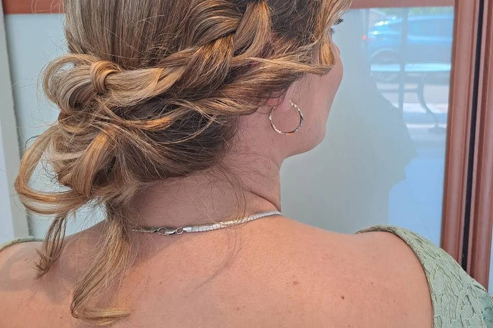 Chignon invitée