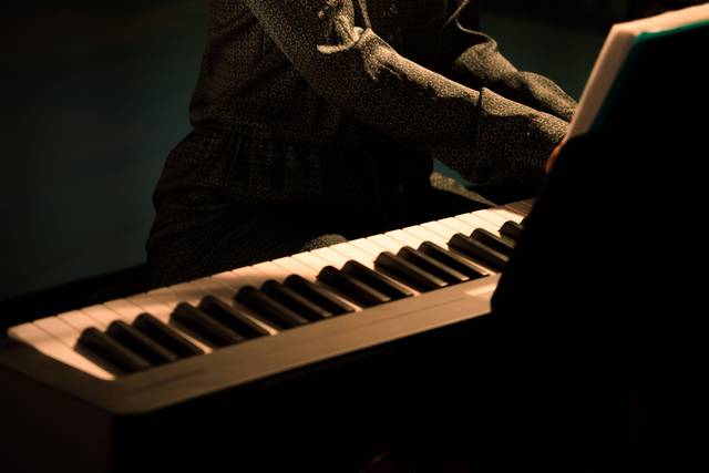 Alice Flore Music