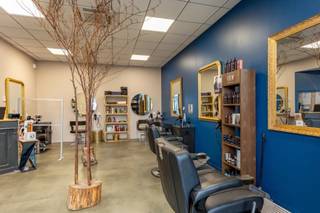 Elles & Barber