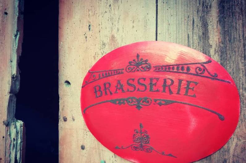 Entrée de la brasserie