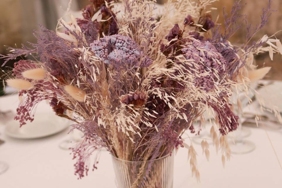 Bouquet table violet