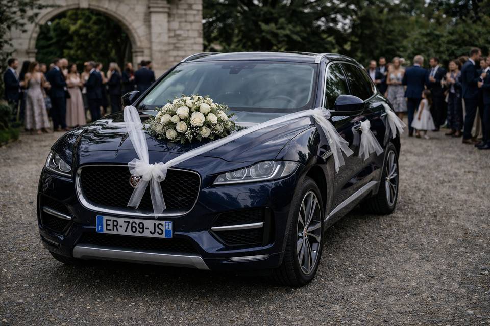 Jaguar f pace
