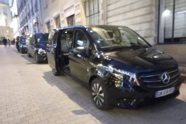 Minibus