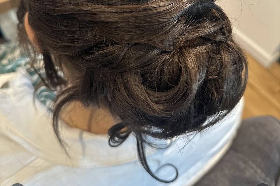Chignon invitée