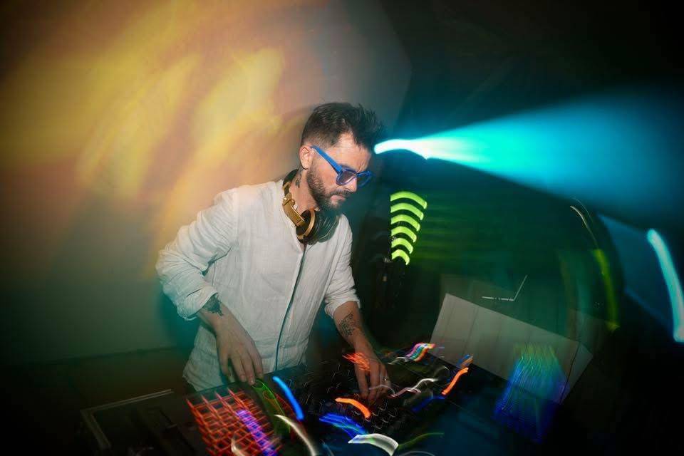 Adrien sebert Dj