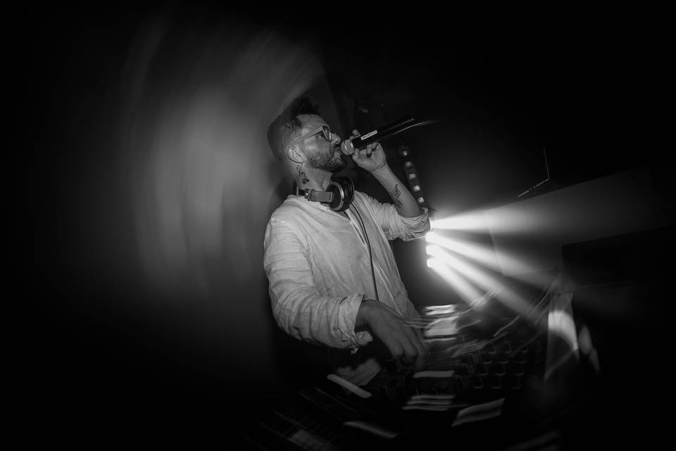 Adrien sebert Dj