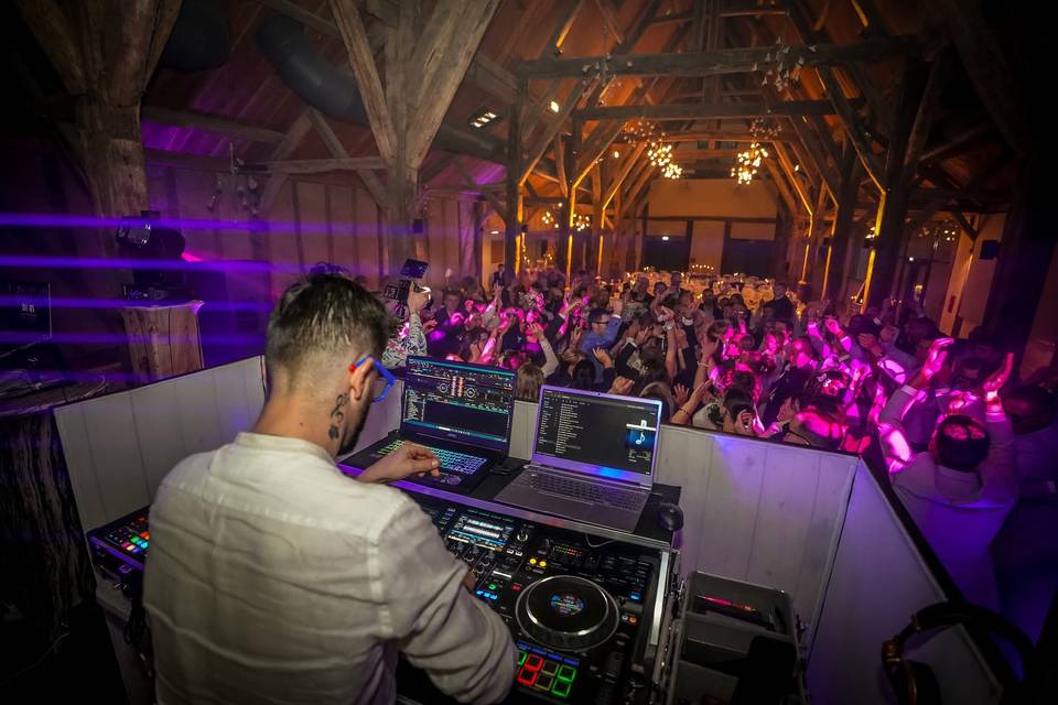 Adrien sebert Dj