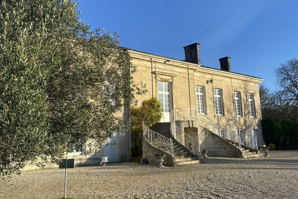 Chartreuse