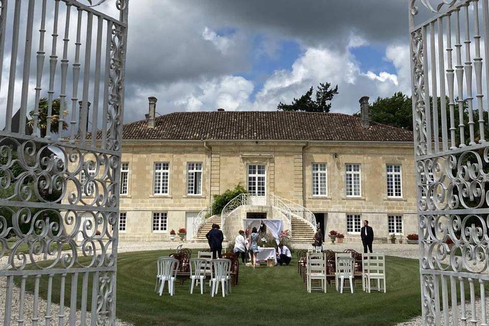 L'entrée du château