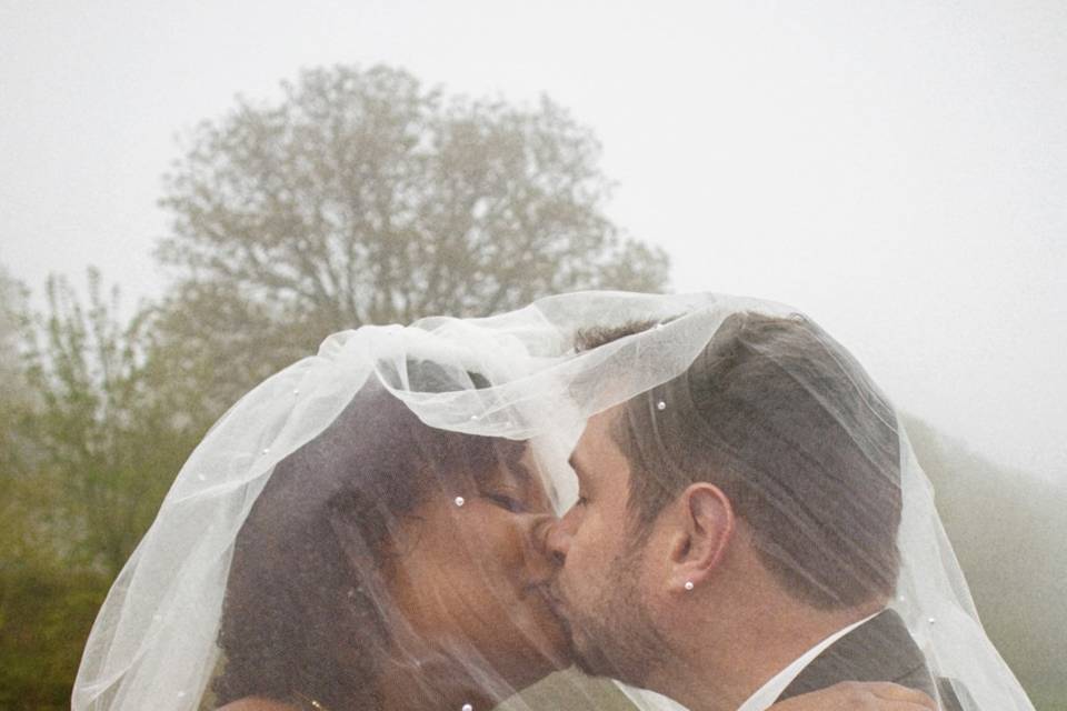 Shooting couple mariés