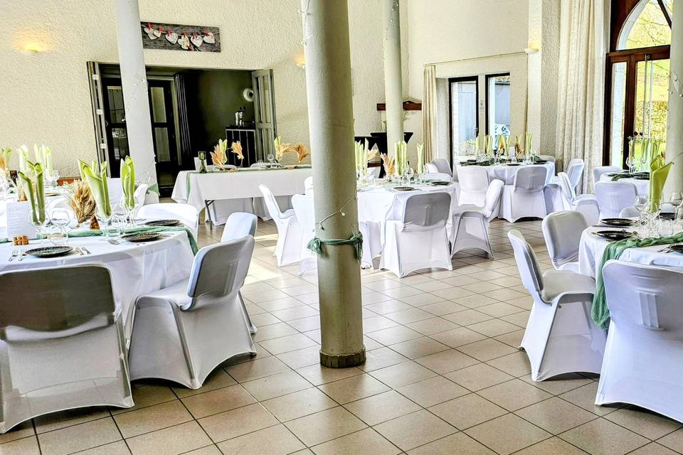 Le repas au rez de chaussée