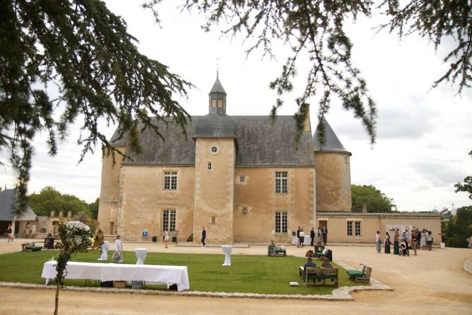 La cour du château