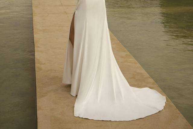 White boutik by hervé mariage sale