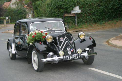 Voiture des mariés