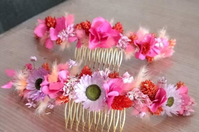 Broche pour cheveux.